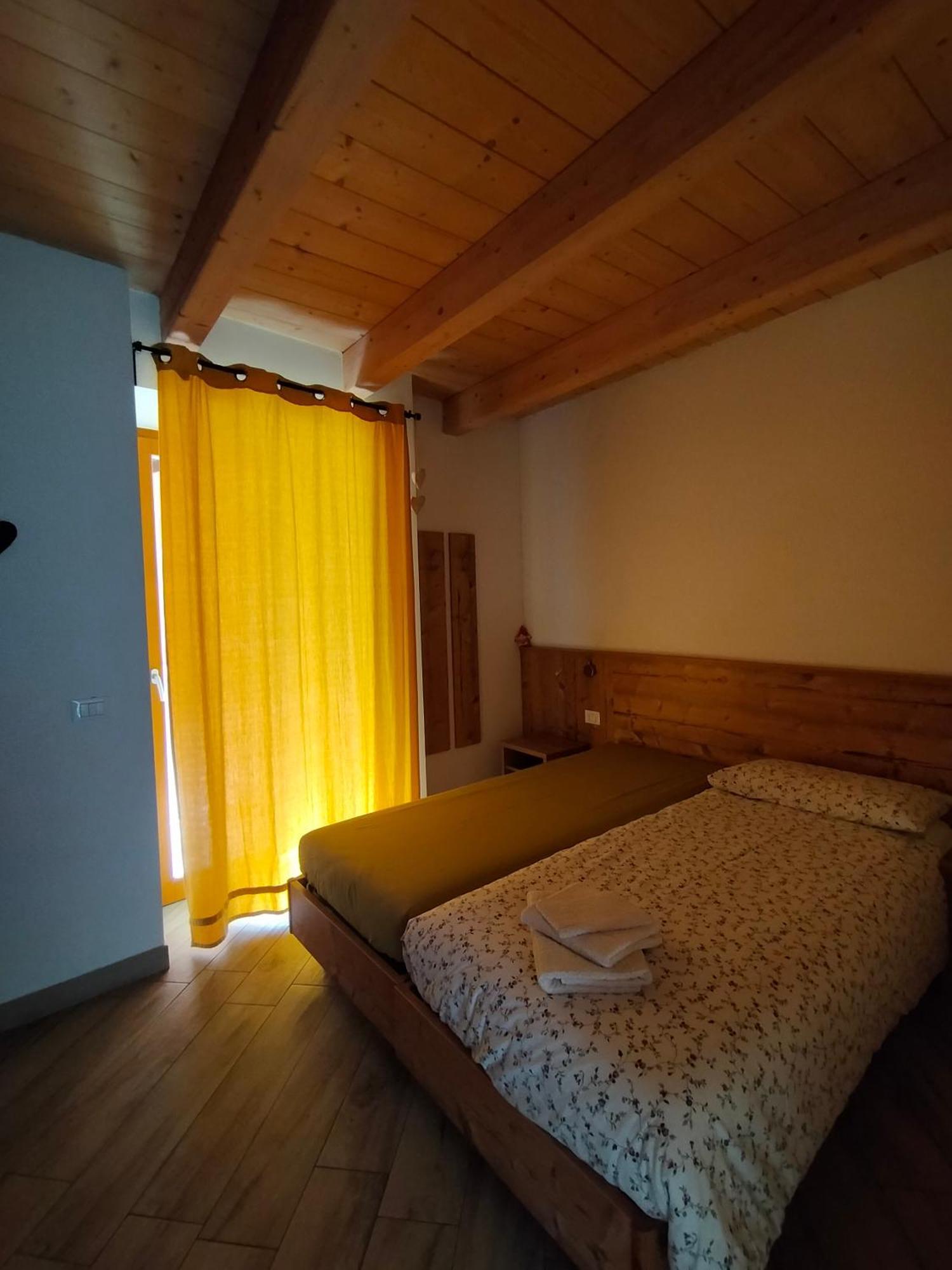Appartamento Morettina Con Terrazzo Levico Terme Kültér fotó